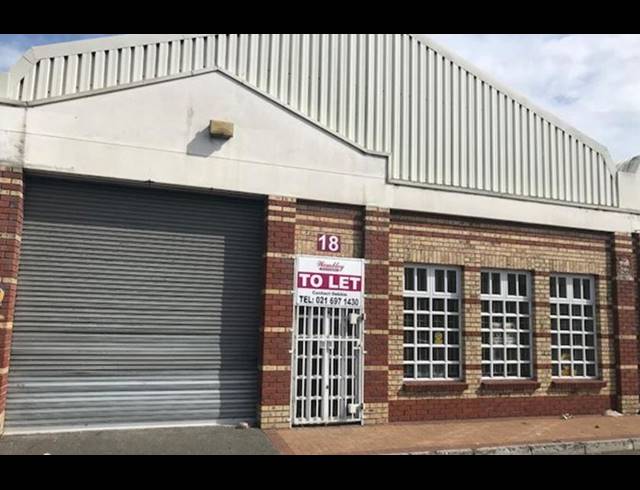 241M² WAREHOUSE TO LET IN EPPING INDUSTRIAL